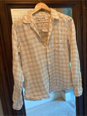 Frank & Eileen - Barry Button-Down Shirt in White and Camel Plaid, Size M